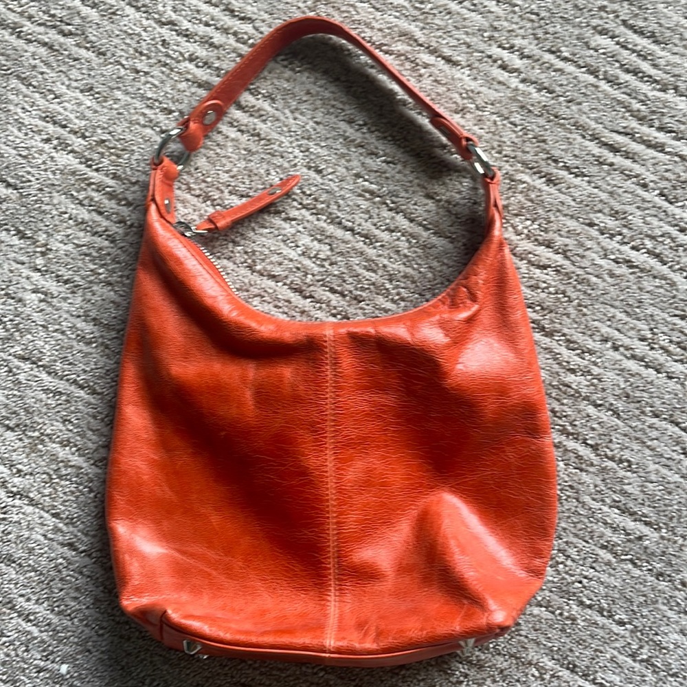 HOBO International - Small Shoulder Hobo Bag - Orange